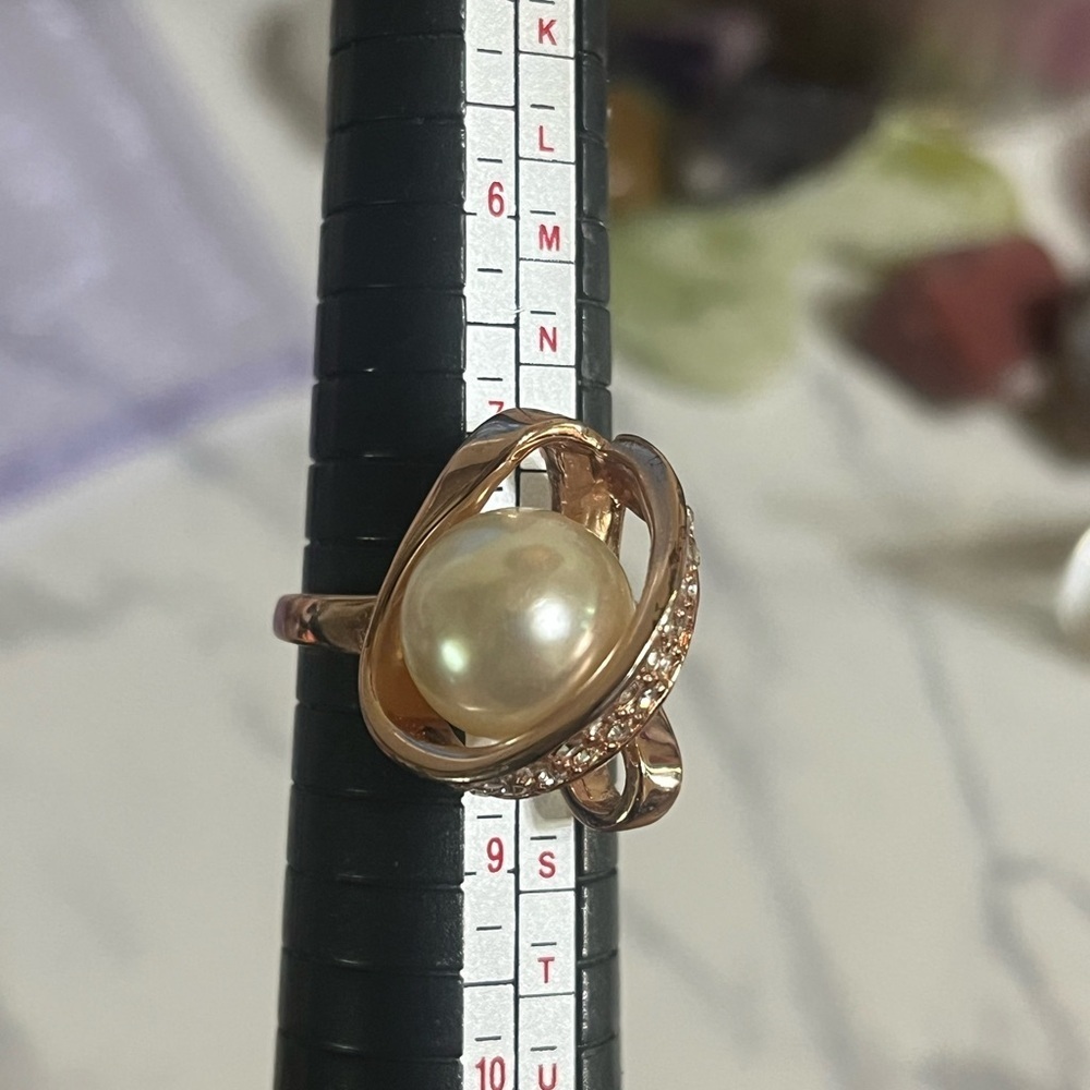 18K Rose Gold Plated Looped Pearl Ring